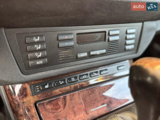 Серый БМВ Х5, объемом двигателя 2.93 л и пробегом 256 тыс. км за 10999 $, фото 11 на Automoto.ua