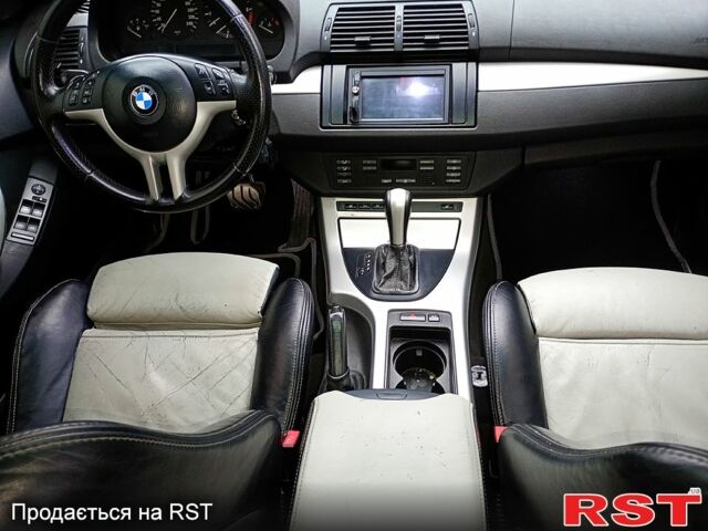 Серый БМВ Х5, объемом двигателя 3 л и пробегом 300 тыс. км за 8000 $, фото 7 на Automoto.ua