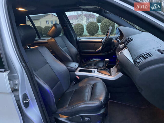 Серый БМВ Х5, объемом двигателя 3 л и пробегом 330 тыс. км за 4799 $, фото 20 на Automoto.ua