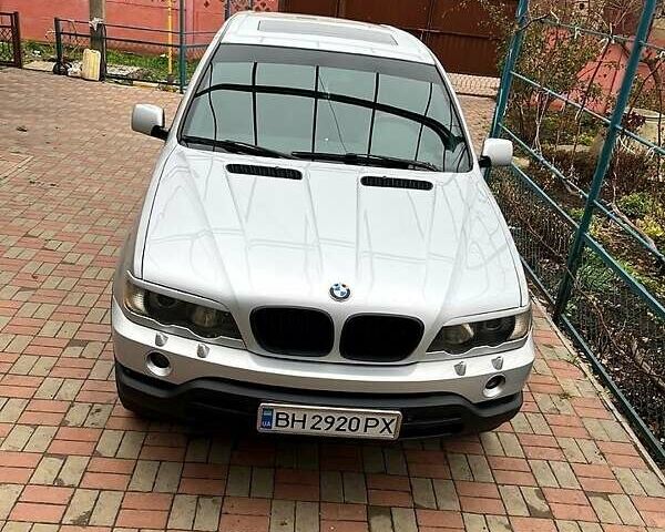 Серый БМВ Х5, объемом двигателя 3 л и пробегом 345 тыс. км за 11200 $, фото 2 на Automoto.ua