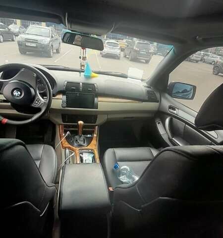 Серый БМВ Х5, объемом двигателя 2.93 л и пробегом 400 тыс. км за 8900 $, фото 2 на Automoto.ua