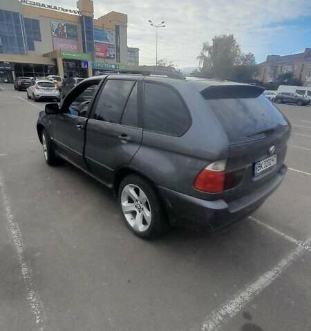 Серый БМВ Х5, объемом двигателя 2.93 л и пробегом 400 тыс. км за 8900 $, фото 7 на Automoto.ua