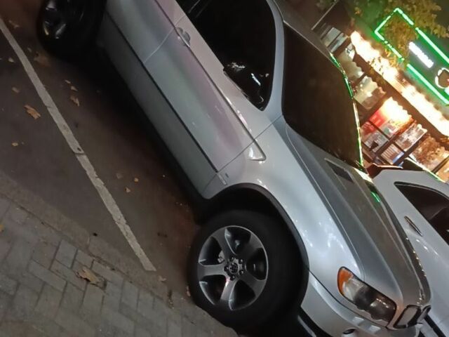 Сірий БМВ Х5, об'ємом двигуна 3 л та пробігом 350 тис. км за 9800 $, фото 2 на Automoto.ua