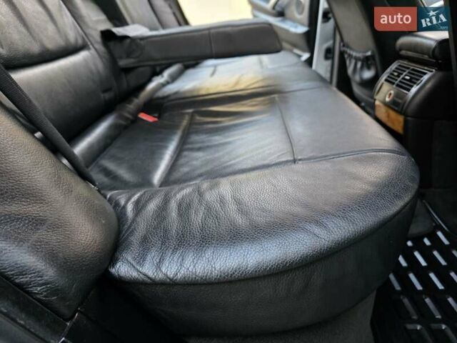 Серый БМВ Х5, объемом двигателя 3 л и пробегом 295 тыс. км за 7999 $, фото 112 на Automoto.ua