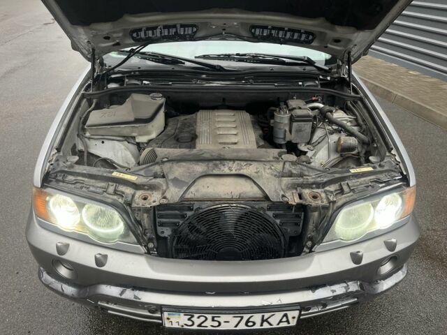 Серый БМВ Х5, объемом двигателя 3 л и пробегом 272 тыс. км за 5700 $, фото 17 на Automoto.ua