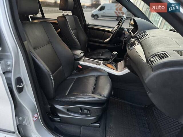 Сірий БМВ Х5, об'ємом двигуна 3 л та пробігом 350 тис. км за 9300 $, фото 37 на Automoto.ua