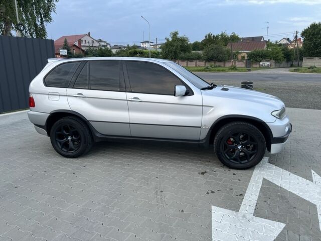 Серый БМВ Х5, объемом двигателя 3 л и пробегом 400 тыс. км за 10999 $, фото 1 на Automoto.ua