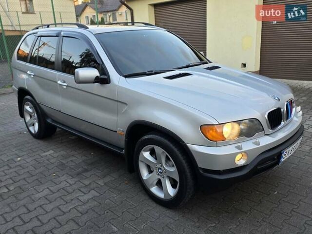 Серый БМВ Х5, объемом двигателя 3 л и пробегом 295 тыс. км за 7999 $, фото 16 на Automoto.ua