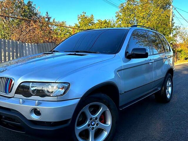 Серый БМВ Х5, объемом двигателя 2.9 л и пробегом 400 тыс. км за 7500 $, фото 2 на Automoto.ua