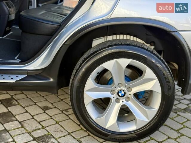 Серый БМВ Х5, объемом двигателя 4.6 л и пробегом 240 тыс. км за 6700 $, фото 43 на Automoto.ua