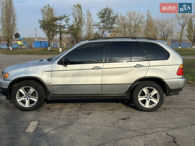 Серый БМВ Х5, объемом двигателя 2.93 л и пробегом 280 тыс. км за 10500 $, фото 6 на Automoto.ua