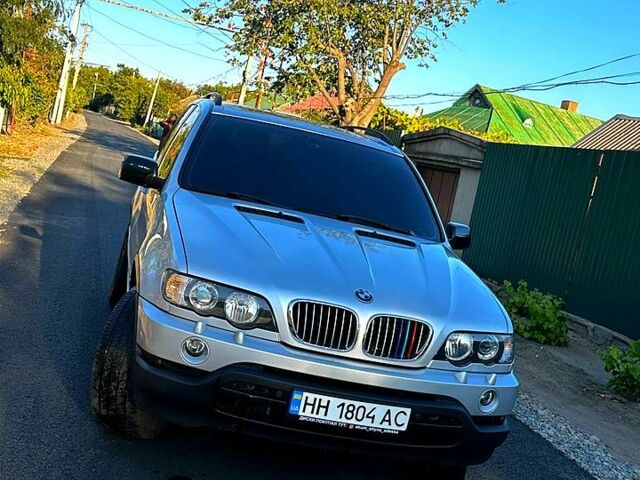 Серый БМВ Х5, объемом двигателя 2.9 л и пробегом 400 тыс. км за 7500 $, фото 1 на Automoto.ua