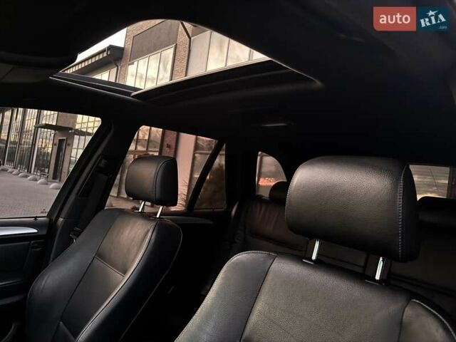 Сірий БМВ Х5, об'ємом двигуна 3 л та пробігом 350 тис. км за 9300 $, фото 57 на Automoto.ua