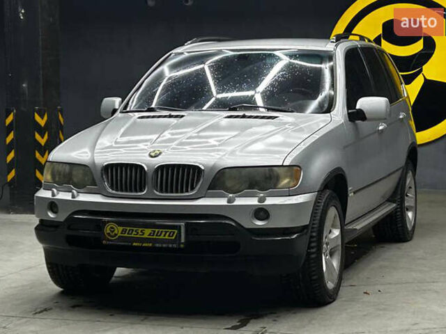Серый БМВ Х5, объемом двигателя 4.4 л и пробегом 250 тыс. км за 10300 $, фото 2 на Automoto.ua