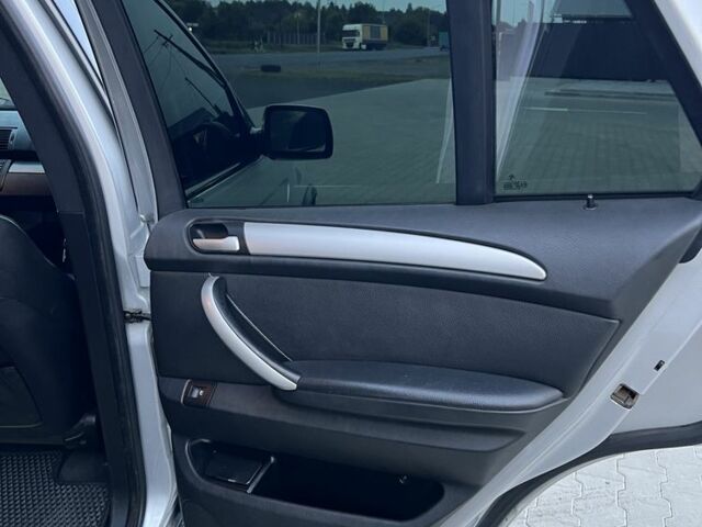 Серый БМВ Х5, объемом двигателя 3 л и пробегом 400 тыс. км за 10999 $, фото 11 на Automoto.ua