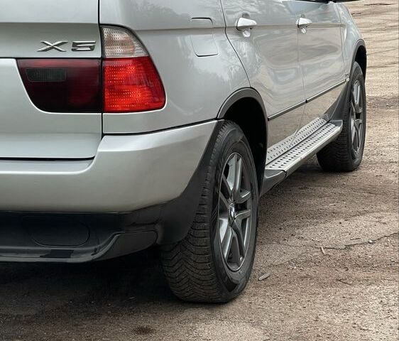Сірий БМВ Х5, об'ємом двигуна 2.9 л та пробігом 417 тис. км за 9300 $, фото 6 на Automoto.ua