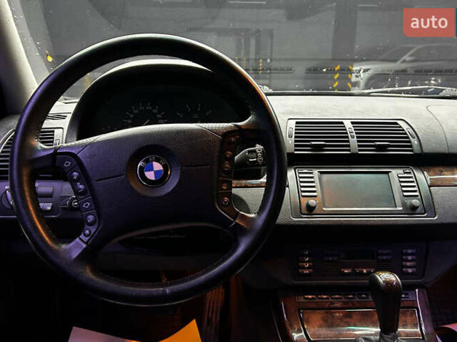 Серый БМВ Х5, объемом двигателя 4.4 л и пробегом 250 тыс. км за 10300 $, фото 7 на Automoto.ua