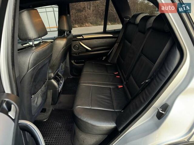 Сірий БМВ Х5, об'ємом двигуна 3 л та пробігом 350 тис. км за 9300 $, фото 45 на Automoto.ua