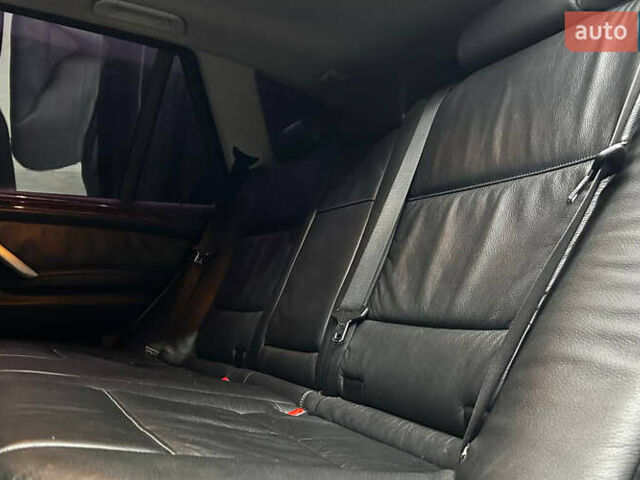 Серый БМВ Х5, объемом двигателя 4.4 л и пробегом 250 тыс. км за 10300 $, фото 18 на Automoto.ua