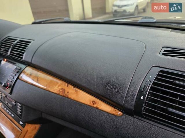 Серый БМВ Х5, объемом двигателя 3 л и пробегом 295 тыс. км за 7999 $, фото 82 на Automoto.ua