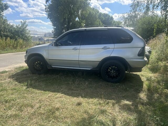 Серый БМВ Х5, объемом двигателя 3 л и пробегом 305 тыс. км за 3499 $, фото 6 на Automoto.ua