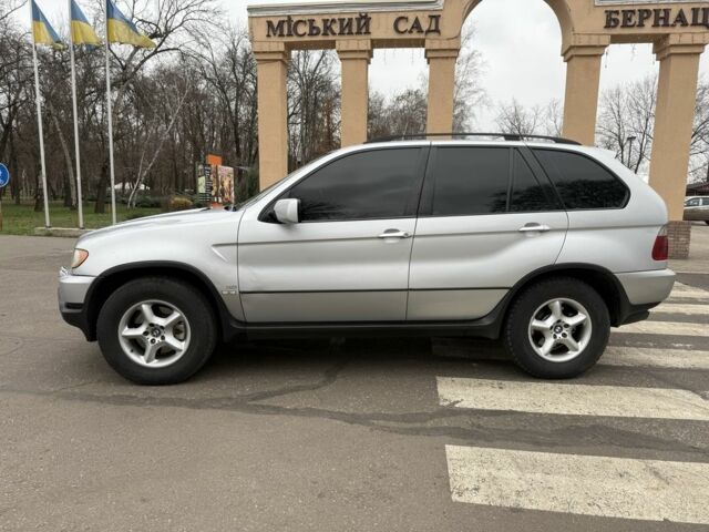 Серый БМВ Х5, объемом двигателя 2.9 л и пробегом 500 тыс. км за 7400 $, фото 6 на Automoto.ua