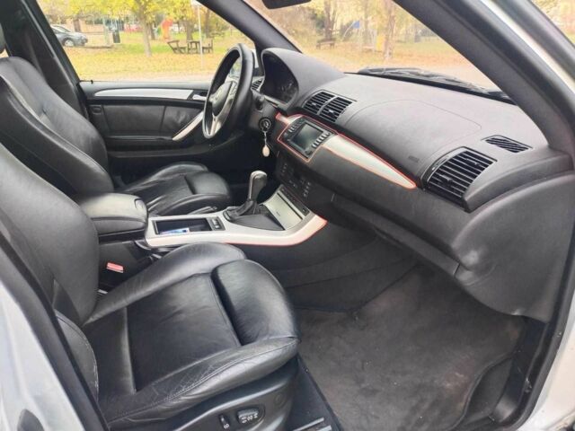 Серый БМВ Х5, объемом двигателя 3 л и пробегом 278 тыс. км за 5999 $, фото 12 на Automoto.ua