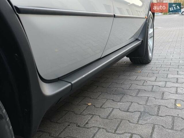 Серый БМВ Х5, объемом двигателя 3 л и пробегом 295 тыс. км за 7999 $, фото 43 на Automoto.ua