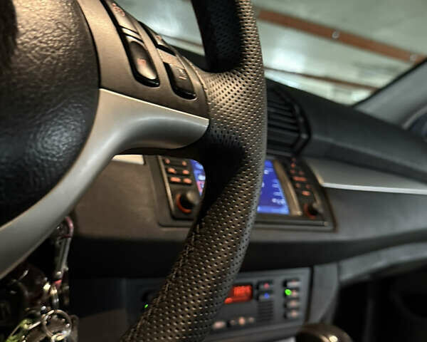 Сірий БМВ Х5, об'ємом двигуна 3 л та пробігом 278 тис. км за 5500 $, фото 7 на Automoto.ua