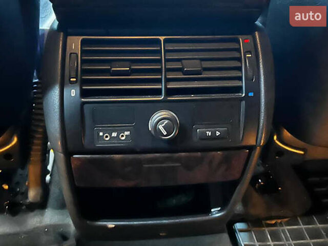 Серый БМВ Х5, объемом двигателя 4.4 л и пробегом 250 тыс. км за 10300 $, фото 12 на Automoto.ua