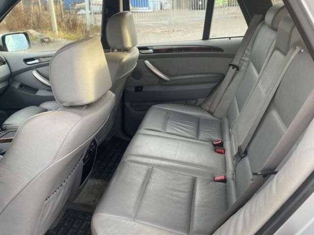 Серый БМВ Х5, объемом двигателя 3 л и пробегом 380 тыс. км за 4976 $, фото 7 на Automoto.ua