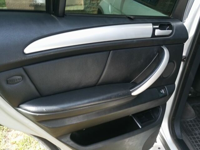 Сірий БМВ Х5, об'ємом двигуна 3 л та пробігом 452 тис. км за 9100 $, фото 8 на Automoto.ua