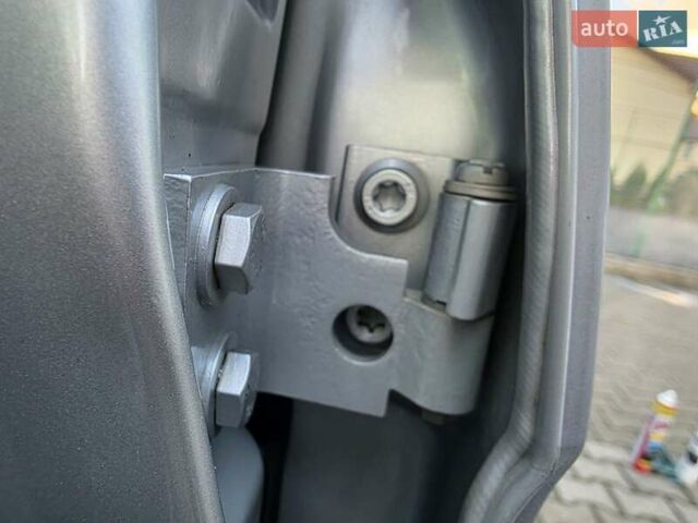 Серый БМВ Х5, объемом двигателя 3 л и пробегом 295 тыс. км за 7999 $, фото 59 на Automoto.ua