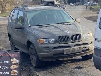 Серый БМВ Х5, объемом двигателя 3 л и пробегом 370 тыс. км за 4327 $, фото 6 на Automoto.ua