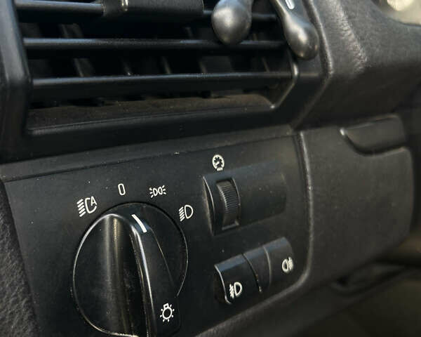 БМВ Х5 2003 в Кривом Роге на Automoto.ua Серый БМВ Х5, объемом двигателя 2.93 л и пробегом 438 тыс. км за 9800 $, фото 8 на Automoto.ua