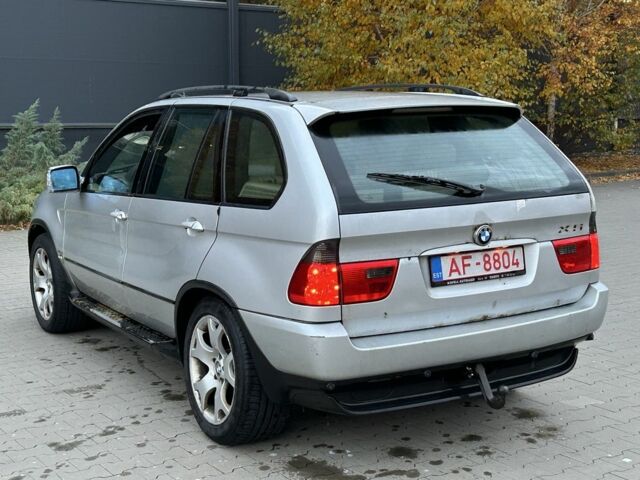 Серый БМВ Х5, объемом двигателя 3 л и пробегом 300 тыс. км за 3450 $, фото 2 на Automoto.ua
