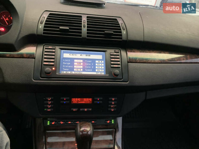 Сірий БМВ Х5, об'ємом двигуна 3 л та пробігом 370 тис. км за 6400 $, фото 25 на Automoto.ua