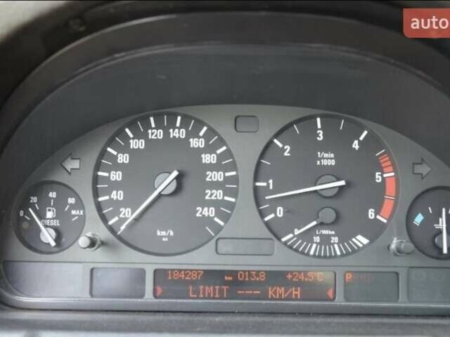 Сірий БМВ Х5, об'ємом двигуна 3 л та пробігом 184 тис. км за 3062 $, фото 5 на Automoto.ua