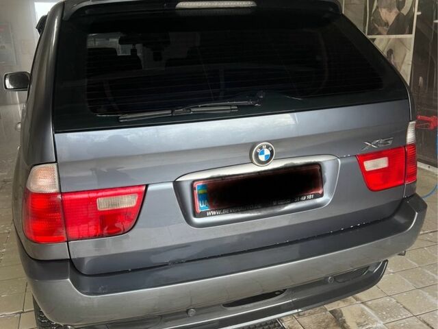 Серый БМВ Х5, объемом двигателя 3 л и пробегом 270 тыс. км за 10500 $, фото 4 на Automoto.ua