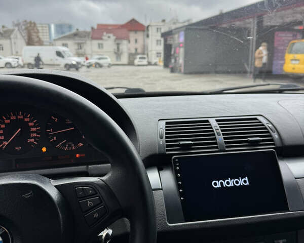 Серый БМВ Х5, объемом двигателя 3 л и пробегом 500 тыс. км за 9200 $, фото 17 на Automoto.ua