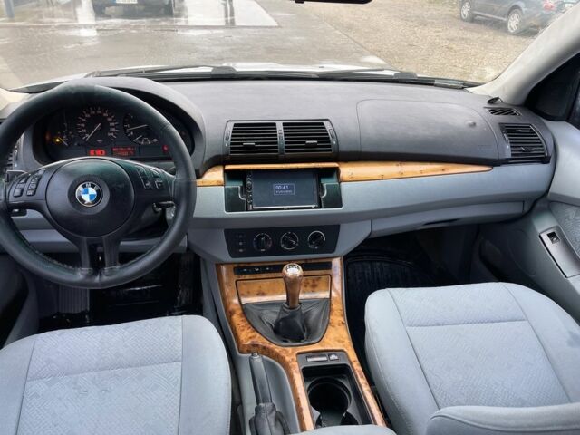 Серый БМВ Х5, объемом двигателя 3 л и пробегом 287 тыс. км за 4100 $, фото 5 на Automoto.ua