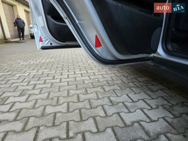 Серый БМВ Х5, объемом двигателя 3 л и пробегом 295 тыс. км за 7999 $, фото 102 на Automoto.ua