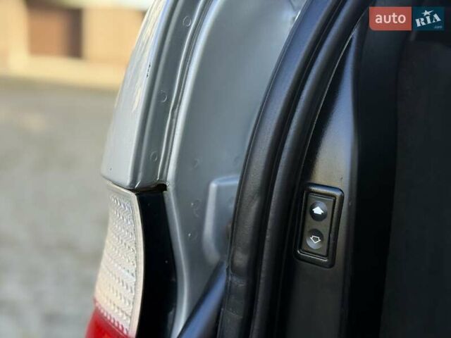 Серый БМВ Х5, объемом двигателя 4.6 л и пробегом 240 тыс. км за 6700 $, фото 57 на Automoto.ua