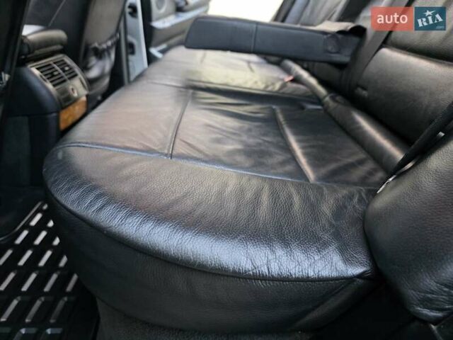 Серый БМВ Х5, объемом двигателя 3 л и пробегом 295 тыс. км за 7999 $, фото 100 на Automoto.ua