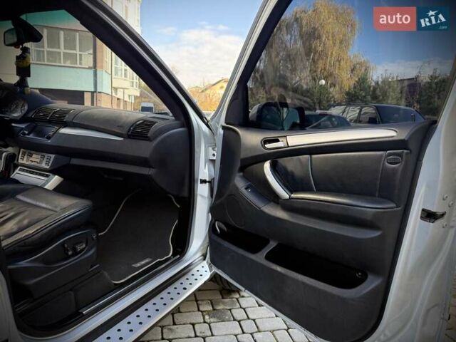 Серый БМВ Х5, объемом двигателя 4.6 л и пробегом 240 тыс. км за 6700 $, фото 29 на Automoto.ua