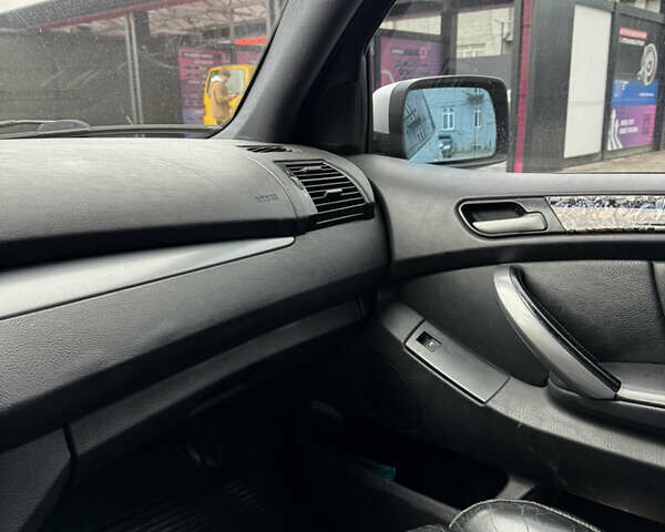 Серый БМВ Х5, объемом двигателя 3 л и пробегом 500 тыс. км за 9200 $, фото 18 на Automoto.ua