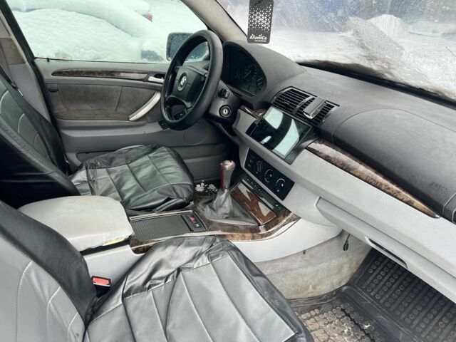 Серый БМВ Х5, объемом двигателя 3 л и пробегом 300 тыс. км за 2250 $, фото 6 на Automoto.ua