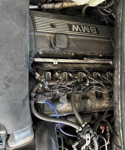 Серый БМВ Х5, объемом двигателя 3 л и пробегом 320 тыс. км за 7750 $, фото 10 на Automoto.ua