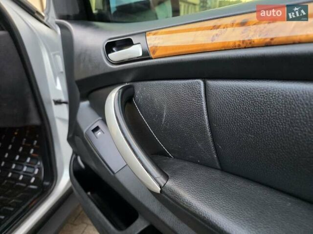 Серый БМВ Х5, объемом двигателя 3 л и пробегом 295 тыс. км за 7999 $, фото 91 на Automoto.ua