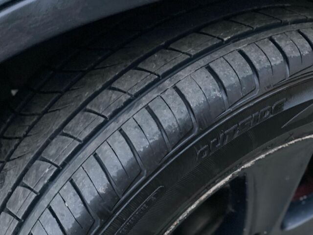 Серый БМВ Х5, объемом двигателя 3 л и пробегом 400 тыс. км за 4650 $, фото 11 на Automoto.ua